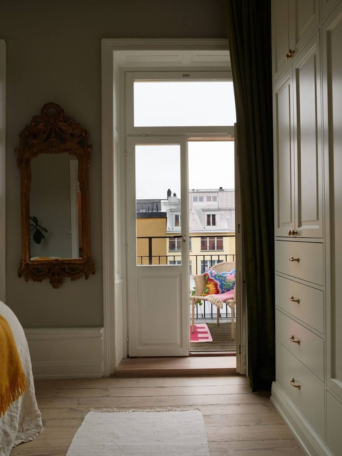 A Green Kitchen in a Gray Family Apartment 24 bedroom with wardrobes and balcony