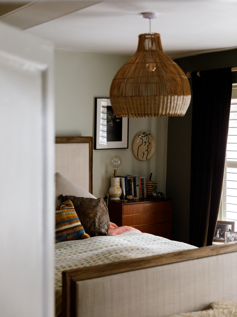 A Charming English Cottage Filled with Historic Character 11 cottage bedroom