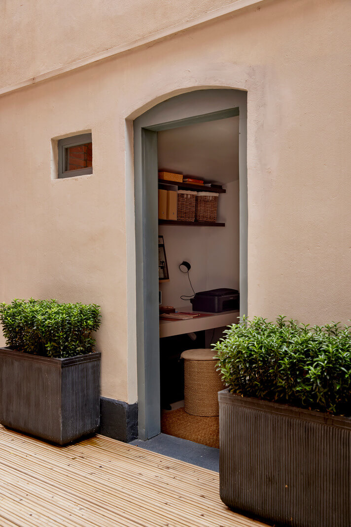 Modern Interiors in an Architectural 19th Century Building 21 courtyard