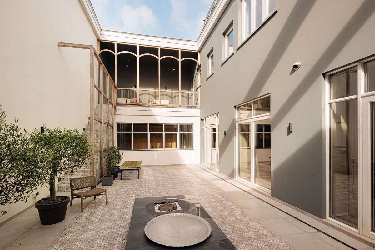 A Modern Garage Conversion in The Netherlands 27 courtyard garden