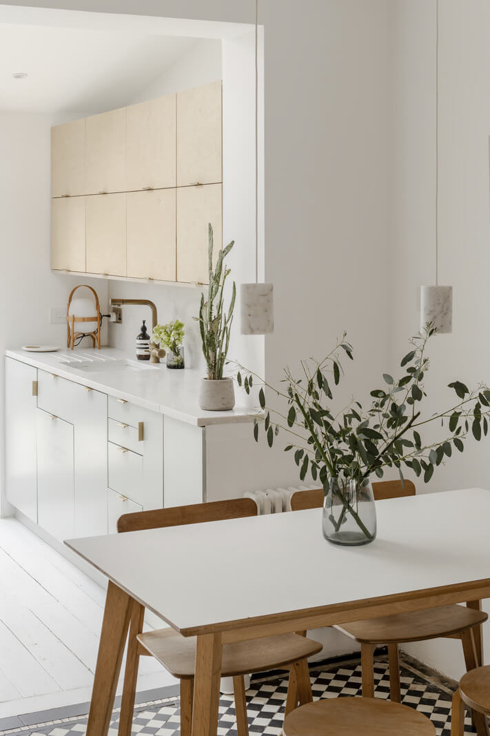 Light and Modern Spaces in a Small Victorian House 5 dining table accent