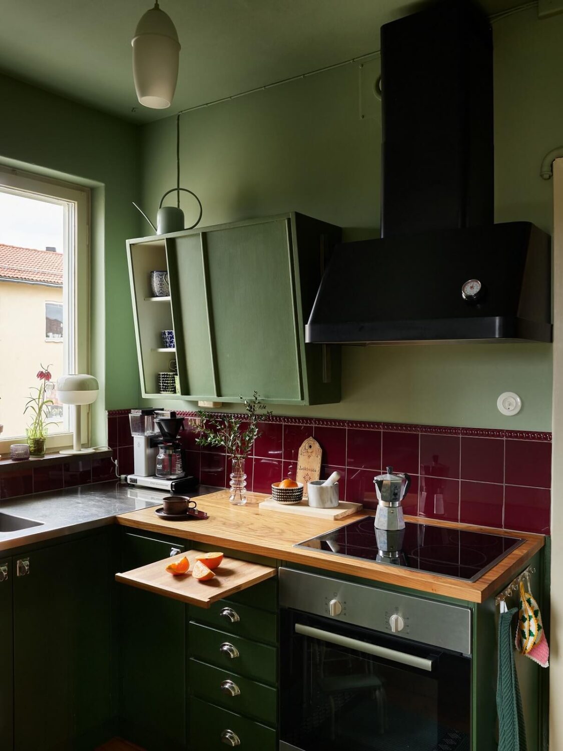 Green Kitchen Design Ideas That You'll Love 34 green midcentury kitchen with pink tiles nordroom