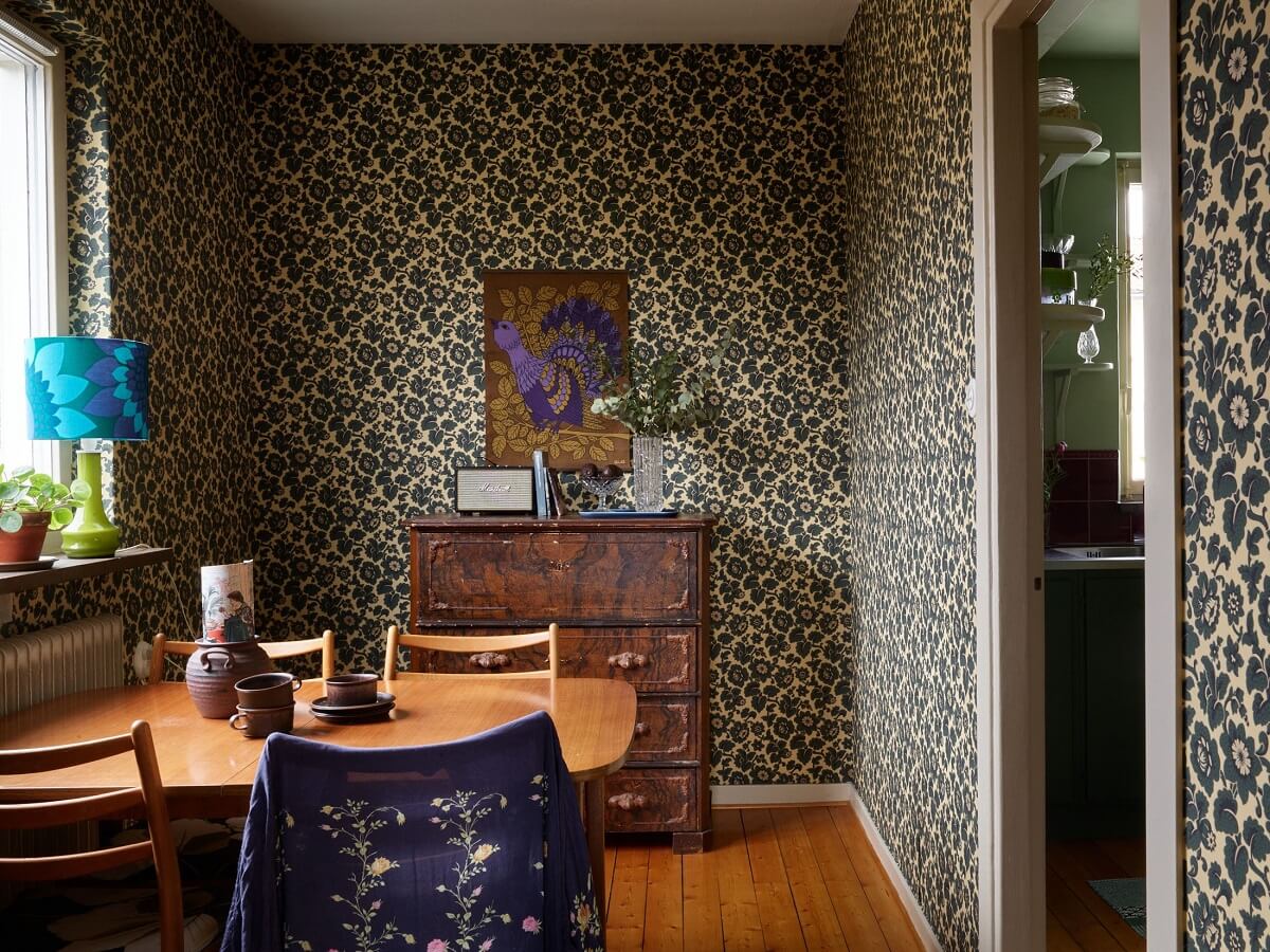 Revisiting a Small Green and Pink Midcentury Apartment 6 green wallpaper in small dining room
