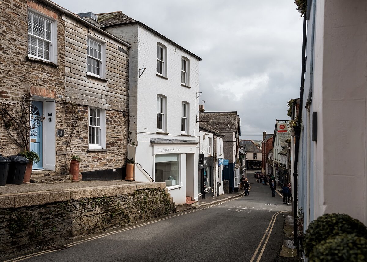 A Coastal White Painter's Home with Reclaimed Features in Cornwall 28 house padstow A Coastal White Painter's Home with Reclaimed Features in Cornwall