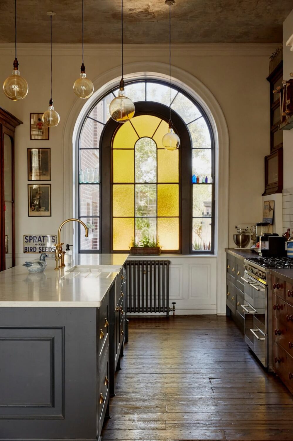 A Georgian House in England with a Ballroom 5 kitchen with arched window