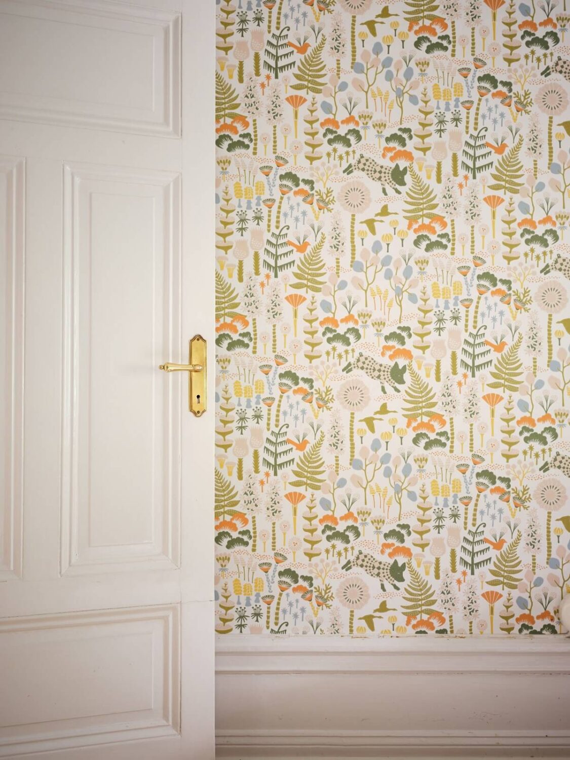 A Classic Stockholm Apartment with Floral Wallpaper 27 nature wallpaper children bedroom nordroom