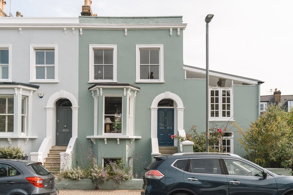A Warm Muted Color Palette in a Victorian House 42 pastel colored london home A Warm Muted Color Palette in a Victorian House