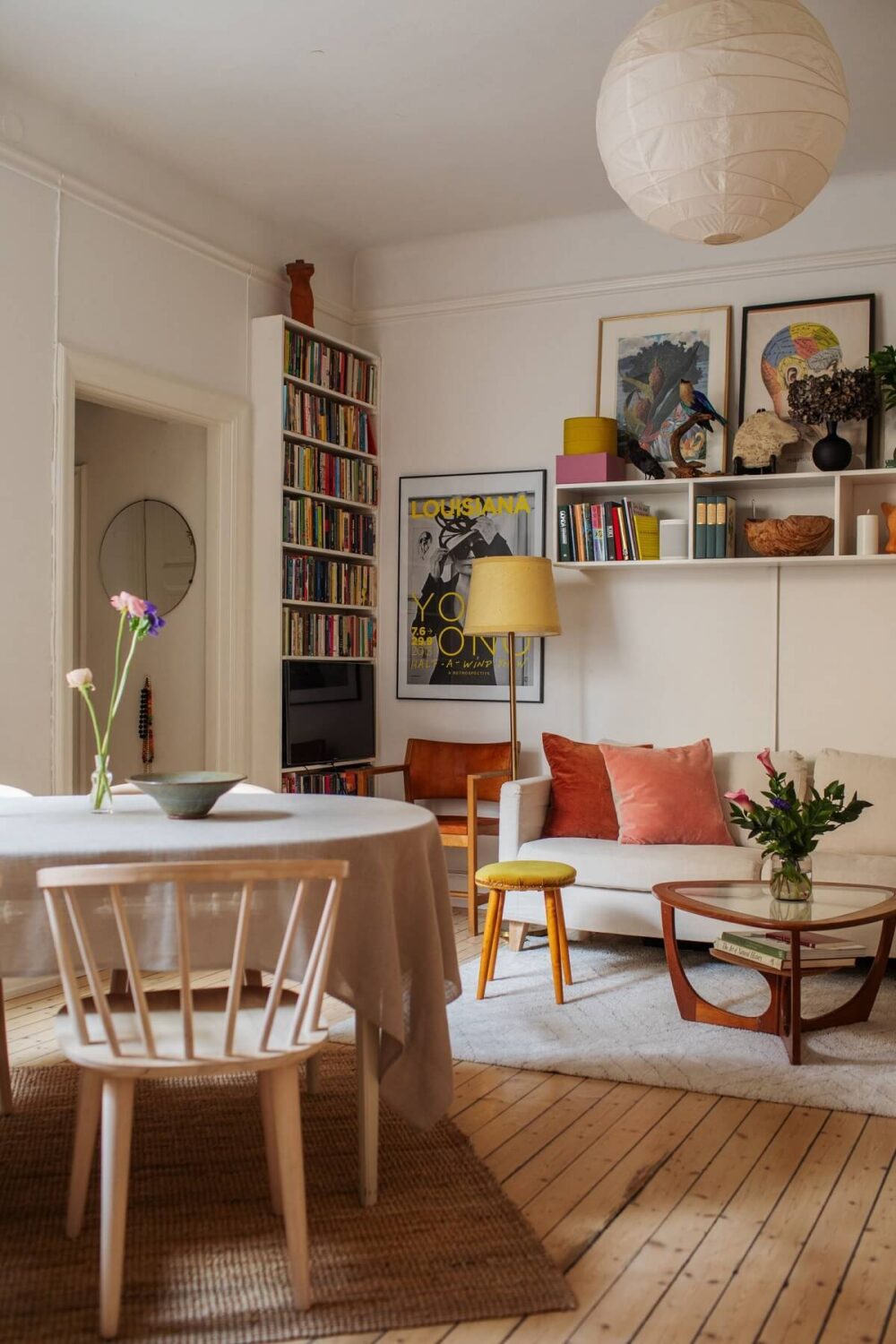 Best of 2024: Living Rooms 18 scandi living room with shelves and wooden floor nordroom