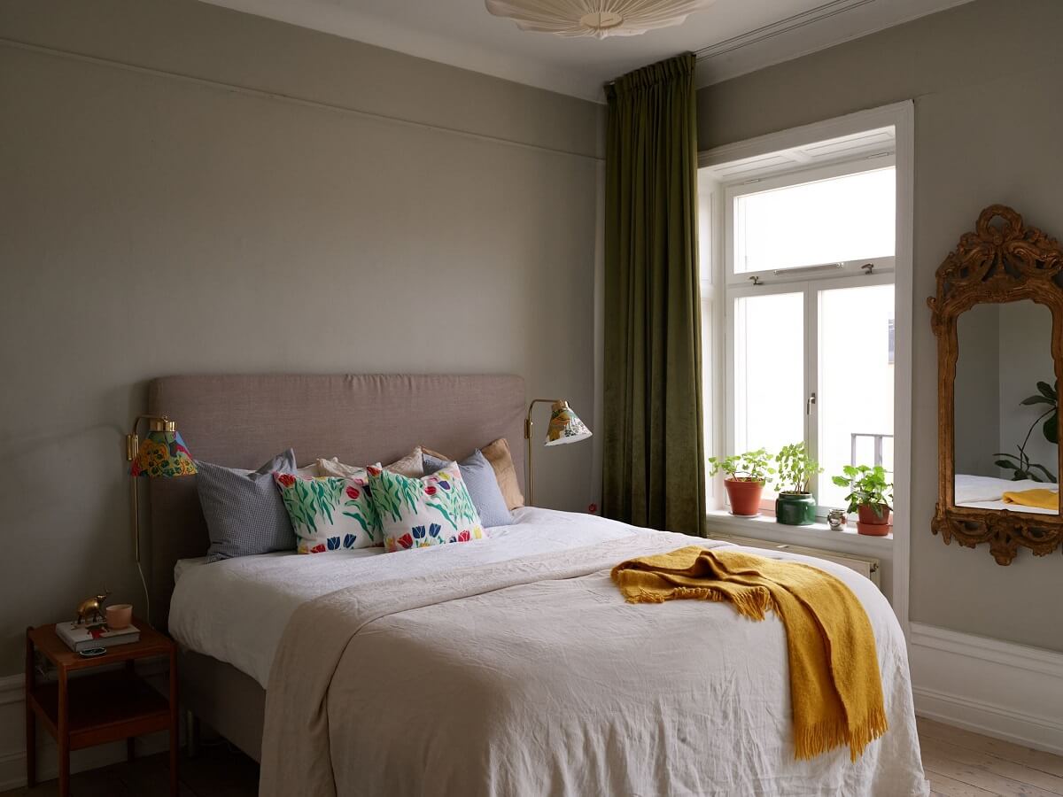 A Green Kitchen in a Gray Family Apartment 26 serene scandi bedroom