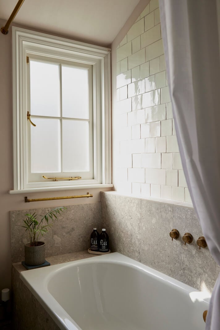A London Maisonette with A Light Blue deVOL Kitchen 16 small bathroom with bath and white tiles