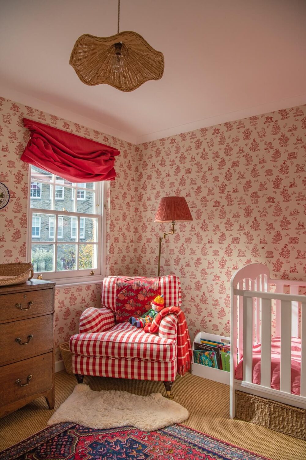 A Colorful Neo-Georgian House in London 18 striped armchair