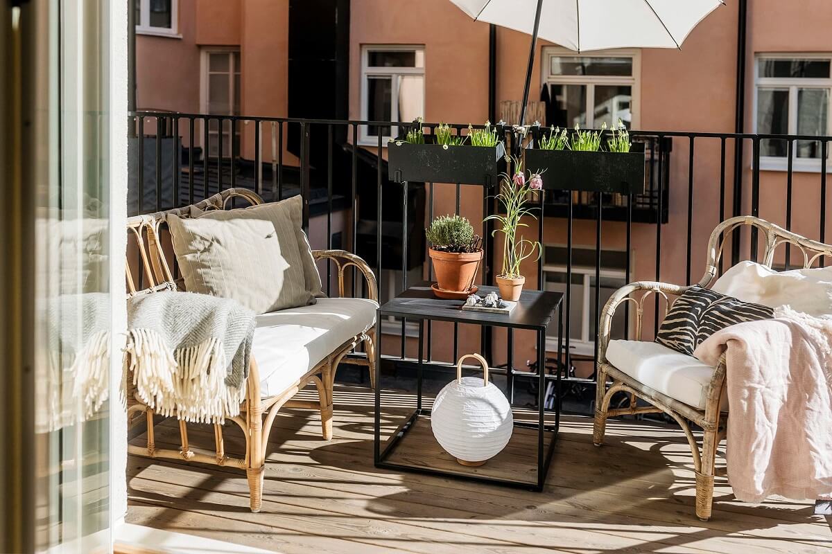 A Serene Modern Home in a Former Factory Building 12 sunny balcony