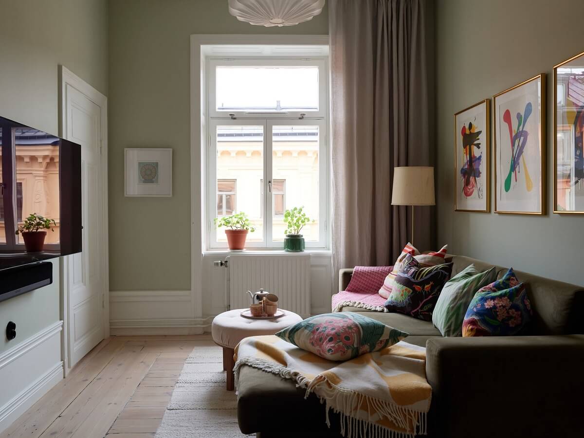 A Green Kitchen in a Gray Family Apartment 16 television room with gray walls
