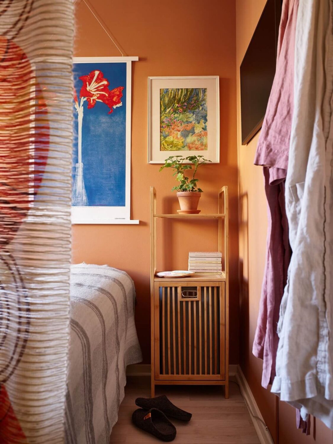 A Swedish Apartment with a Tiny Terracotta Brown Bedroom 13 terracotta brown bedroom