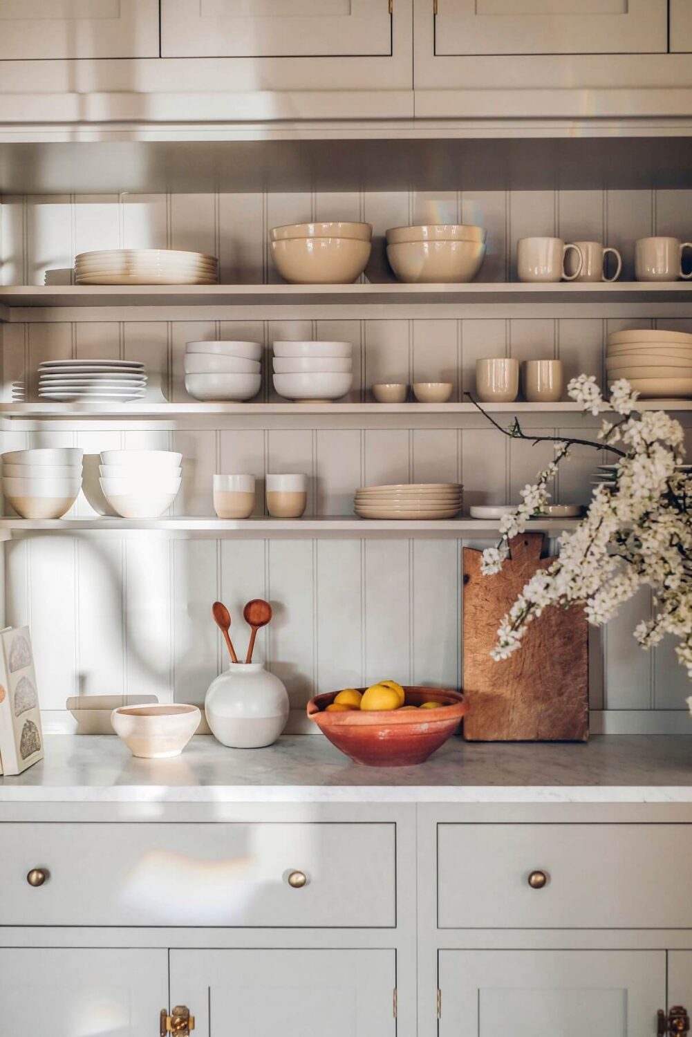 A deVOL Kitchen in the St. Oak Apartment from Our Food Stories 22 35.TheRealShakerKitchen PhotographyCreditStOakApartments deVOL LOW RES A deVOL Kitchen in the St. Oak Apartment from Our Food Stories