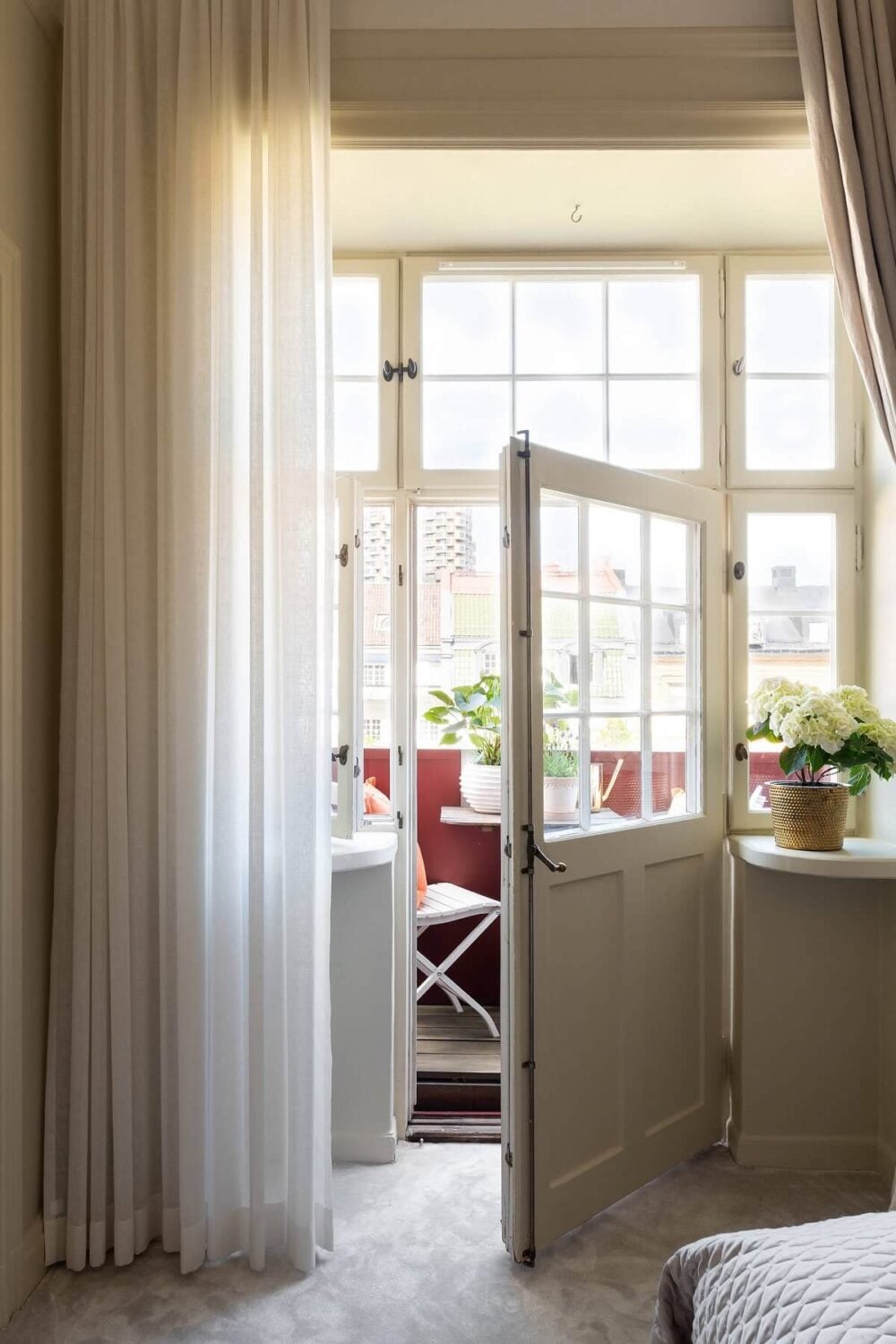 An Elegant Turn-of-the-Century Apartment in Stockholm 24 balcony door