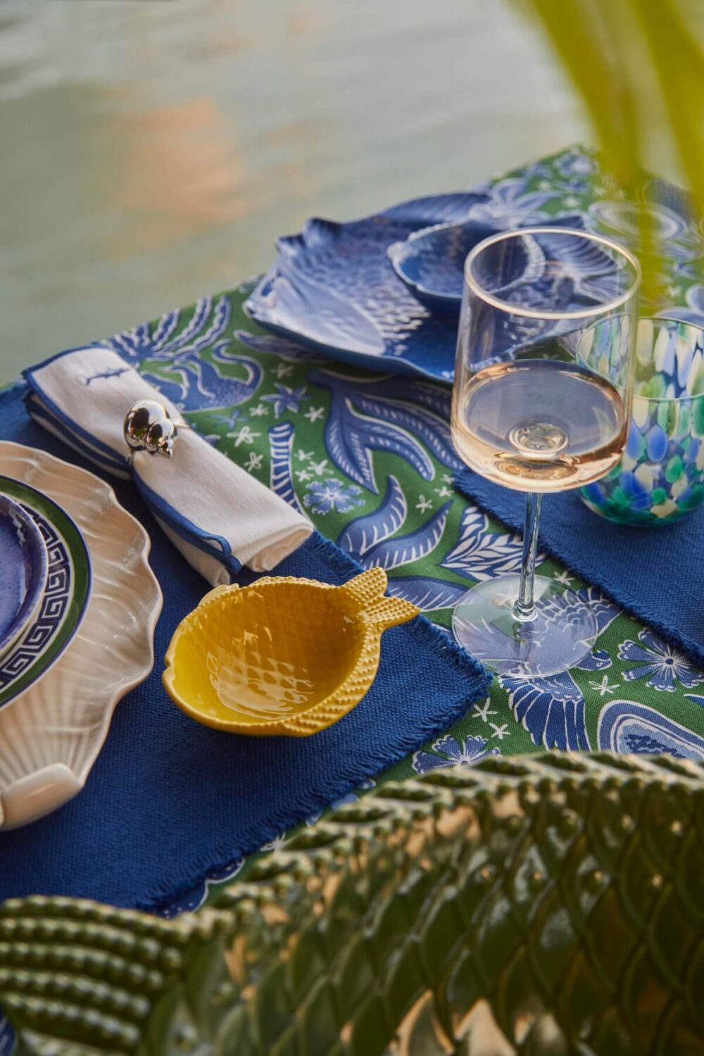 H&M Home Summer Collection 2024 15 blue table setting hm home summer collection 2024 nordroom H&M Home Summer Collection 2024