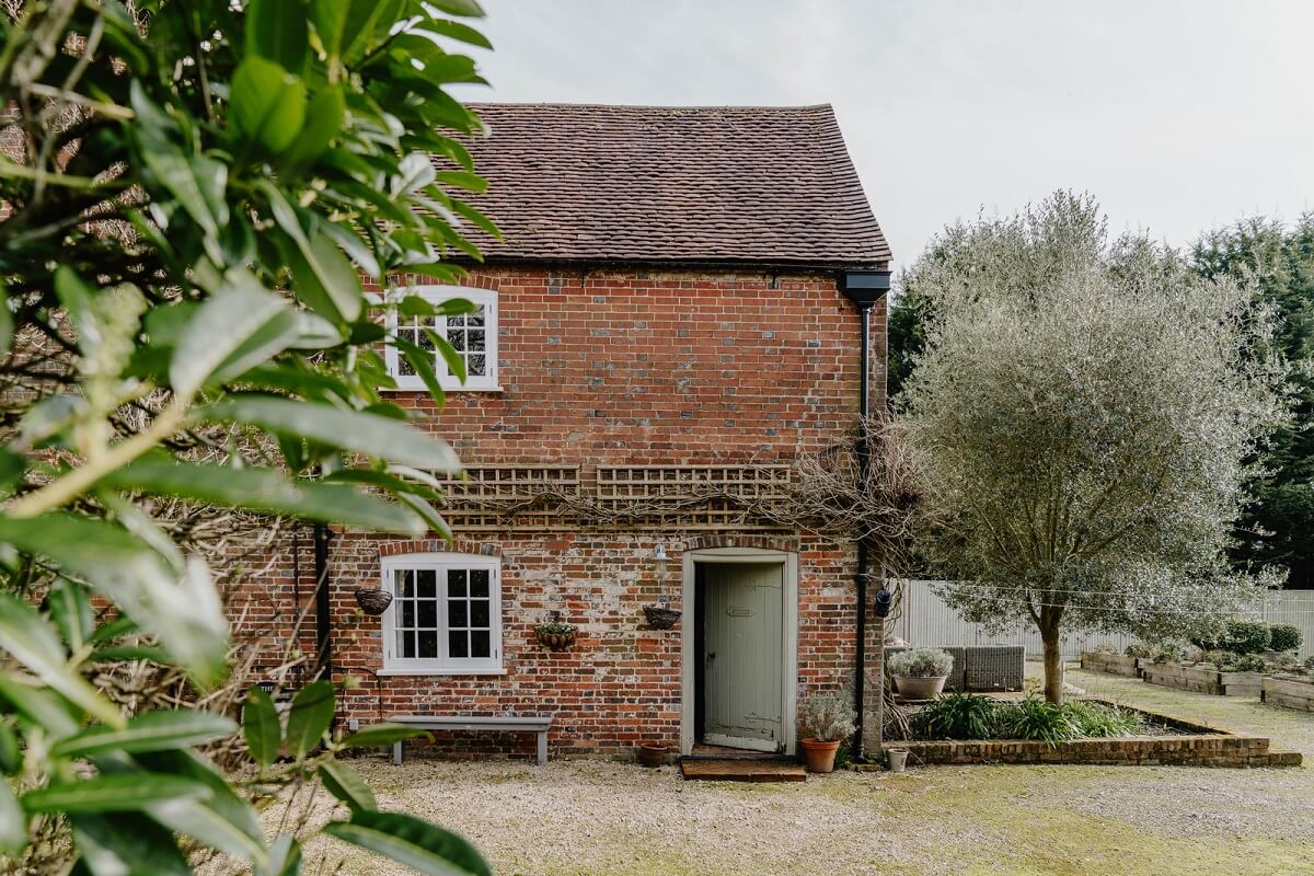 An 18th-Century Historic House with an Amazing Kitchen 23 exterior historic english house guest cottage nordroom