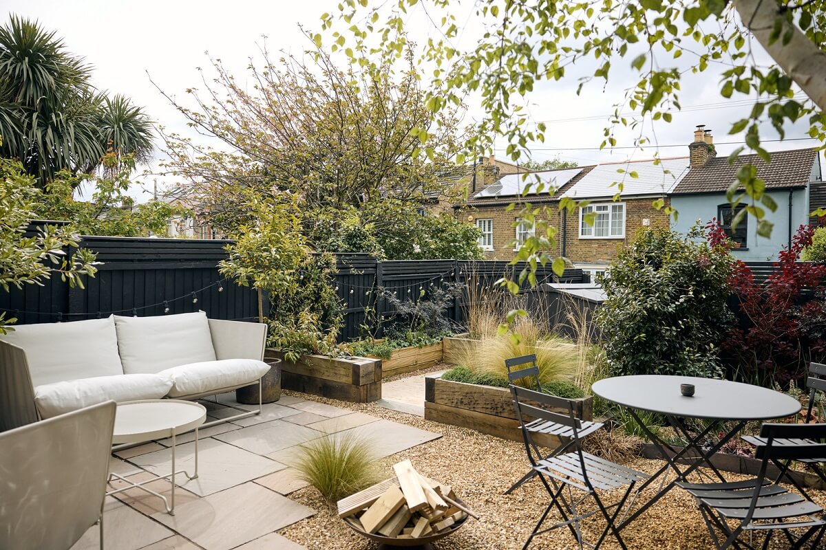 A Light Garden Apartment in London's Poet's Corner 18 garden