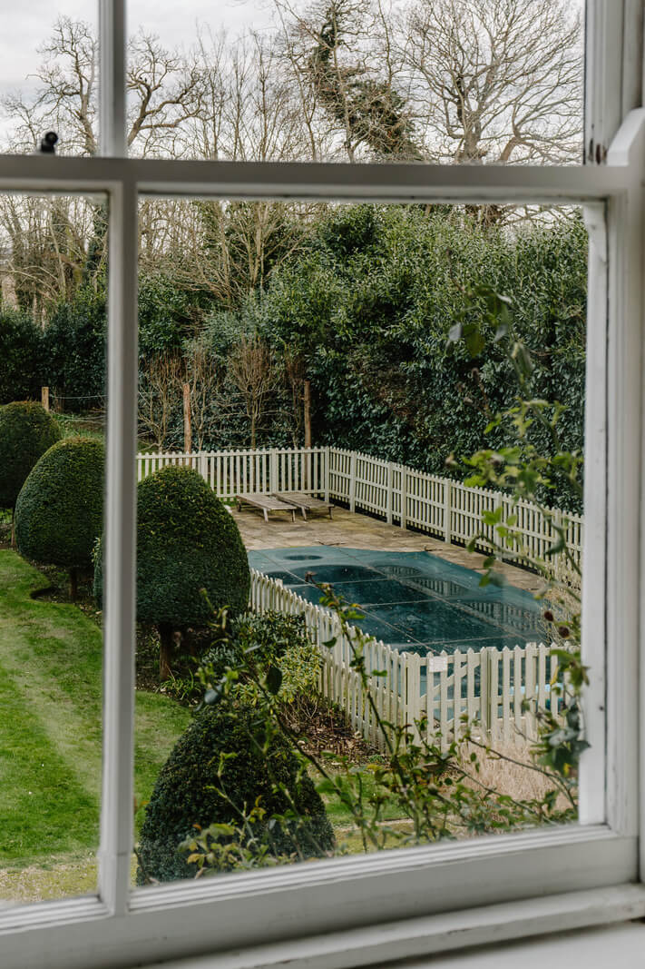 An 18th-Century Historic House with an Amazing Kitchen 30 garden view