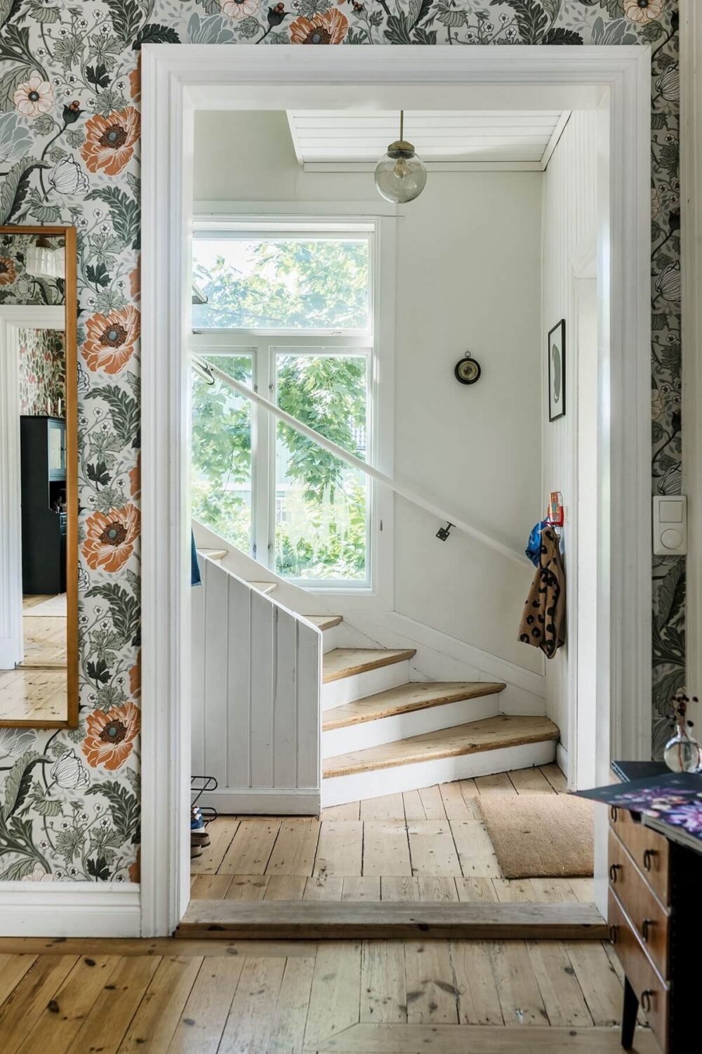 A Historic Swedish Country House with a Beautiful Garden 15 hall with staircase