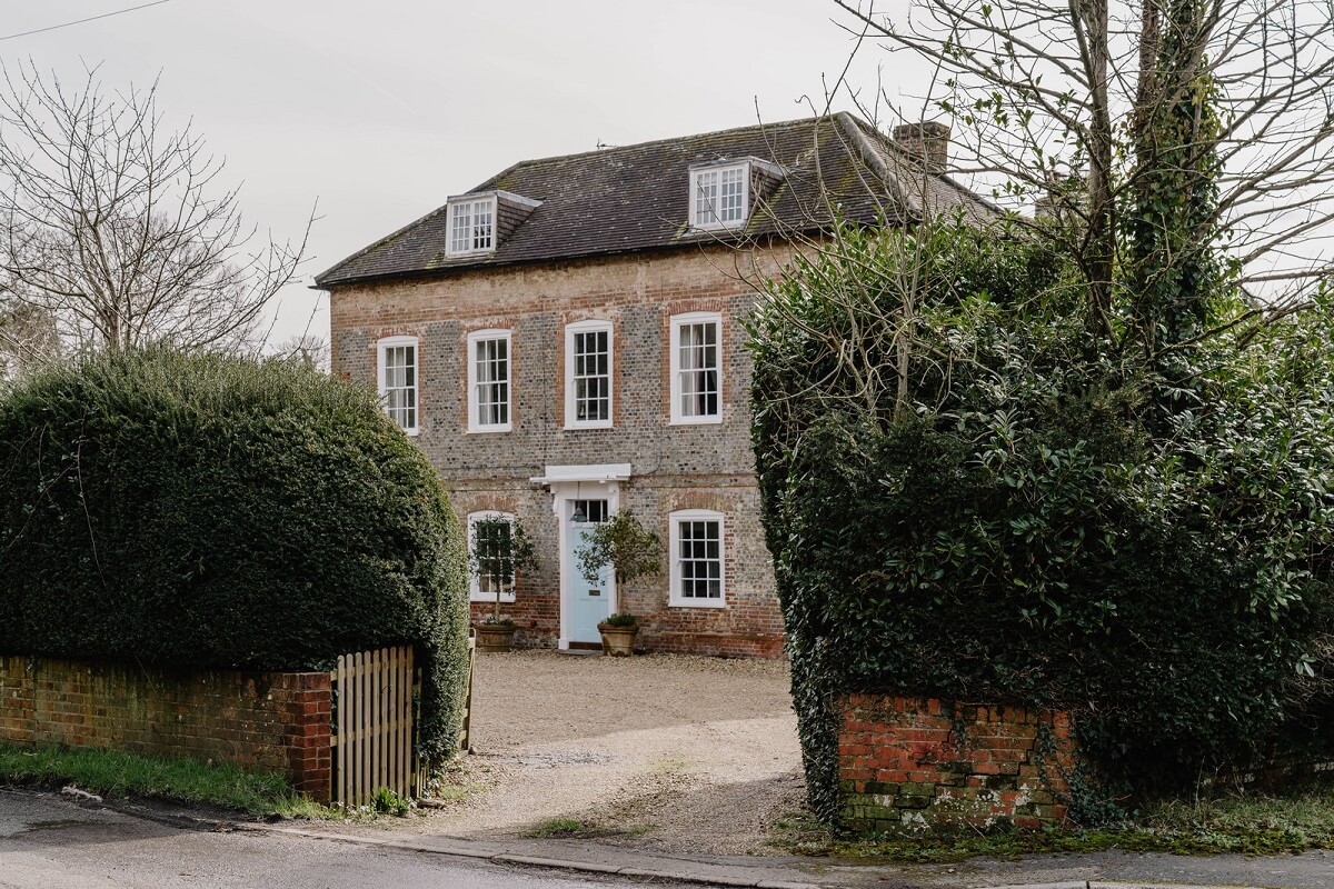 An 18th-Century Historic House with an Amazing Kitchen 32 historic english house