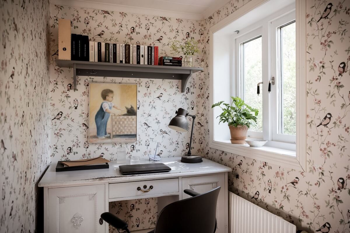 A Pink Swedish House with a Lovely Garden 16 home office with wallpaper