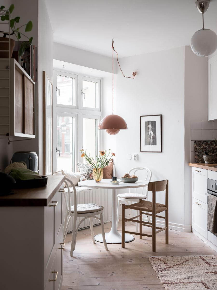 A Light Two Bedroom Apartment in Gothenburg 19 kitchen with round table