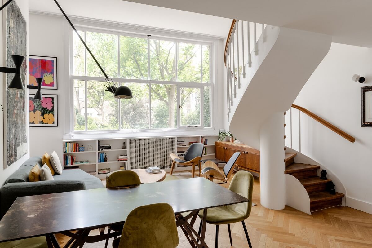 High Ceilings in a Light London Apartment 5 large windows living room nordroom
