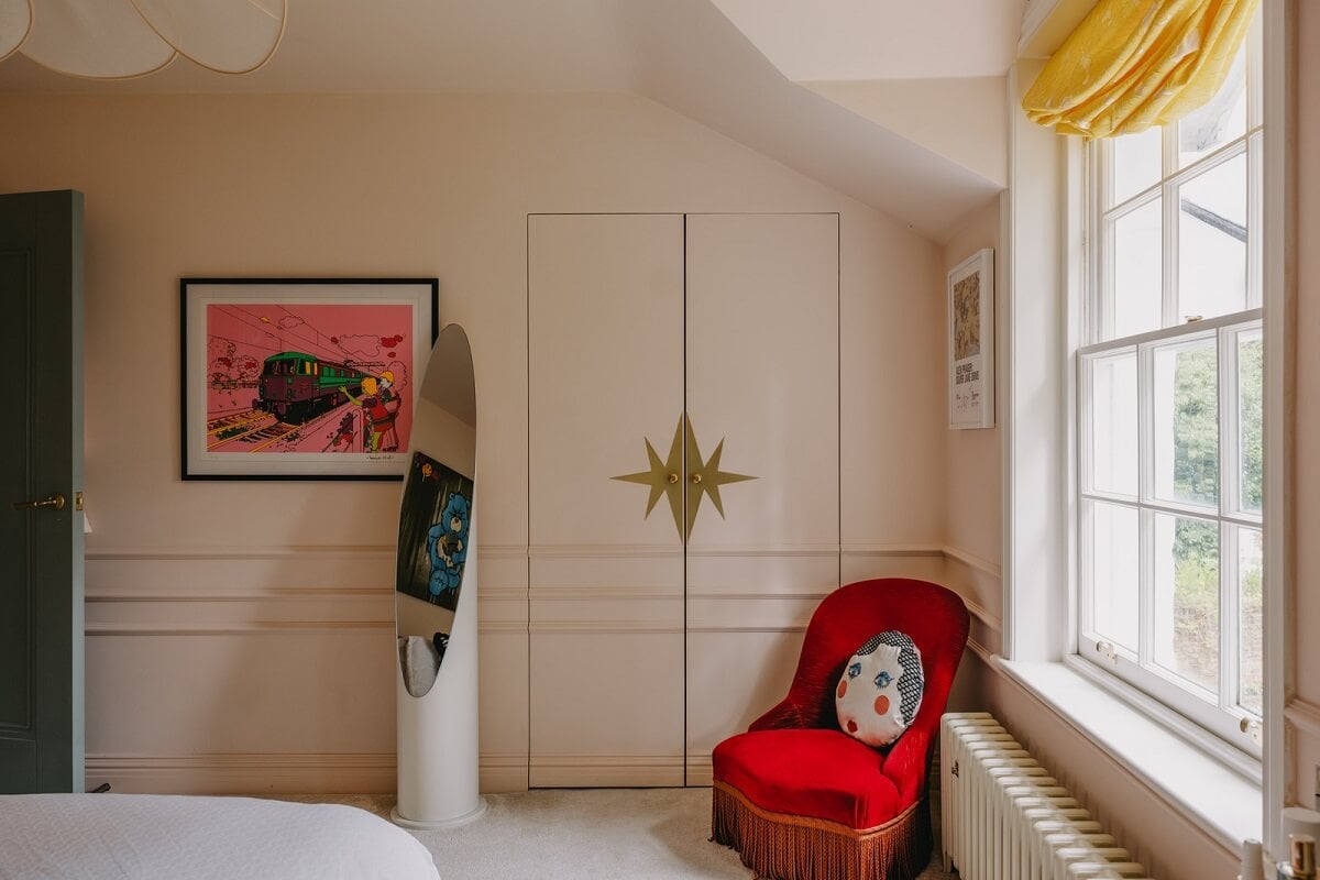 A White English House with a Beautiful Open-Plan Kitchen 15 light pink bedroom built in wardrobes