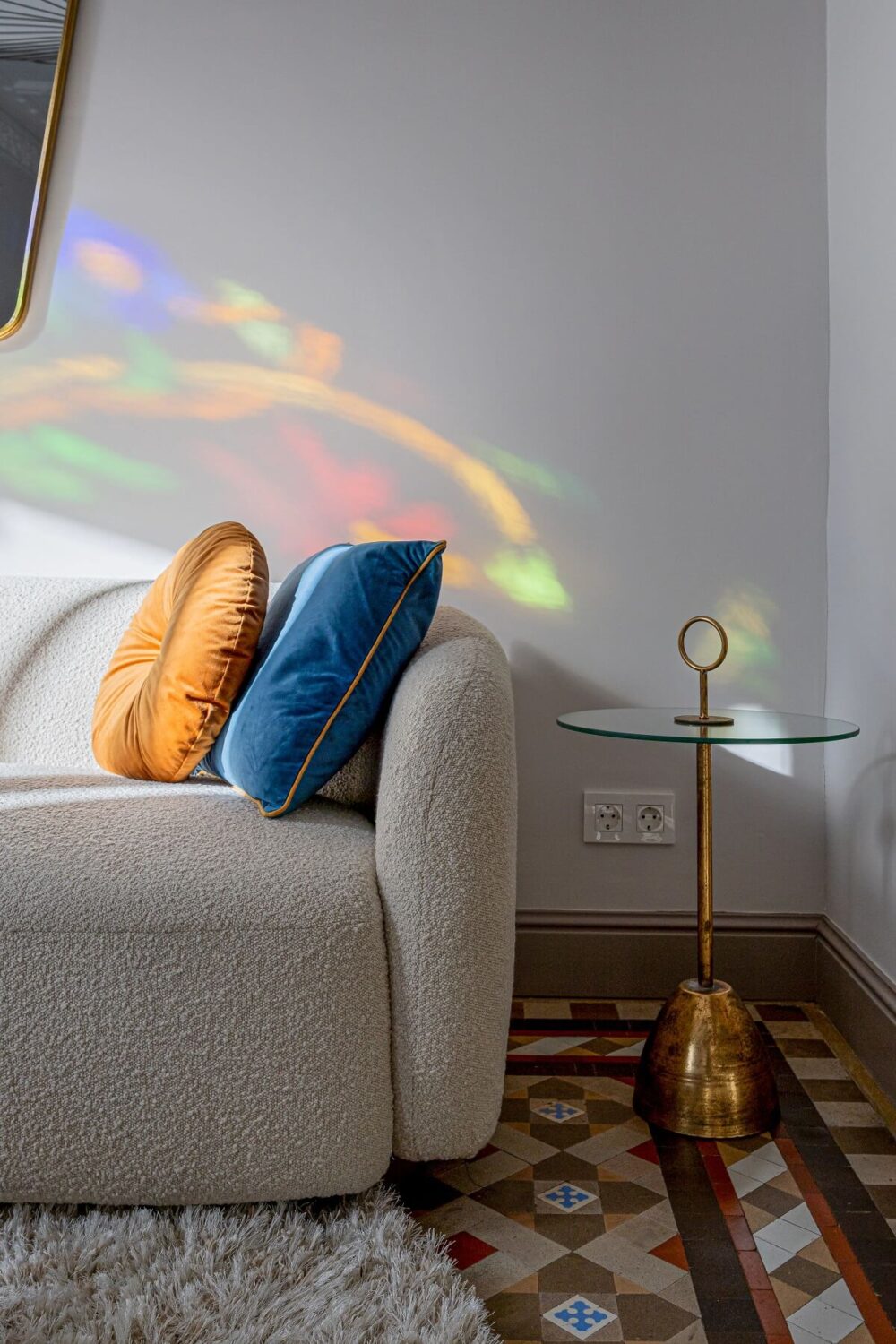 A Renovated Modernist Apartment in Barcelona 5 living room detail