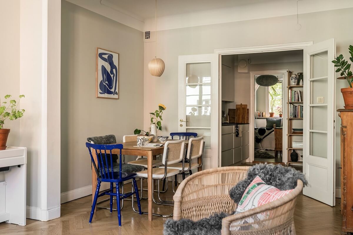 A Small Renovated 1920s Apartment in Stockholm 4 living room with dining table