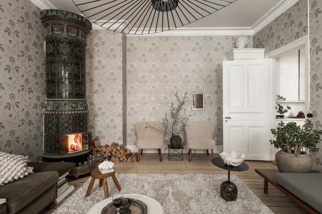 Wallpaper and Historic Charm in a Swedish Apartment 8 nordic living room with gray wallpaper