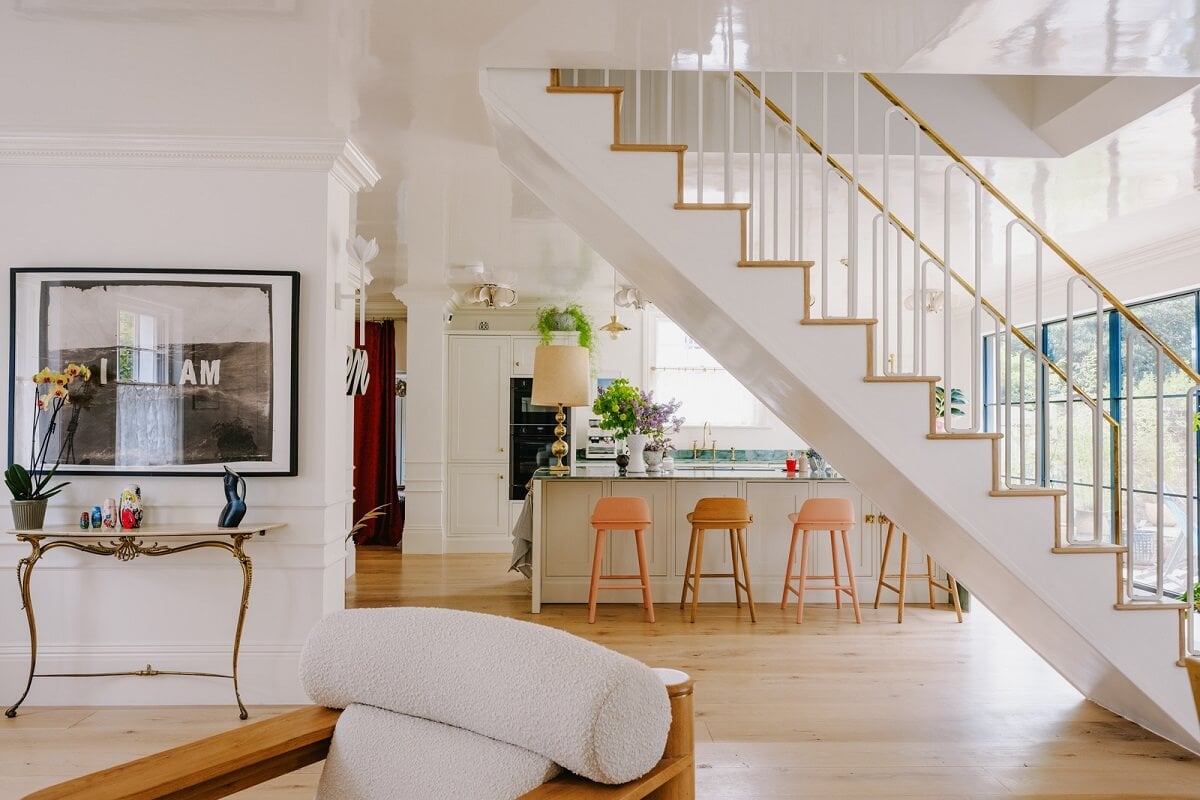 A White English House with a Beautiful Open-Plan Kitchen 6 open plan sitting room kitchen