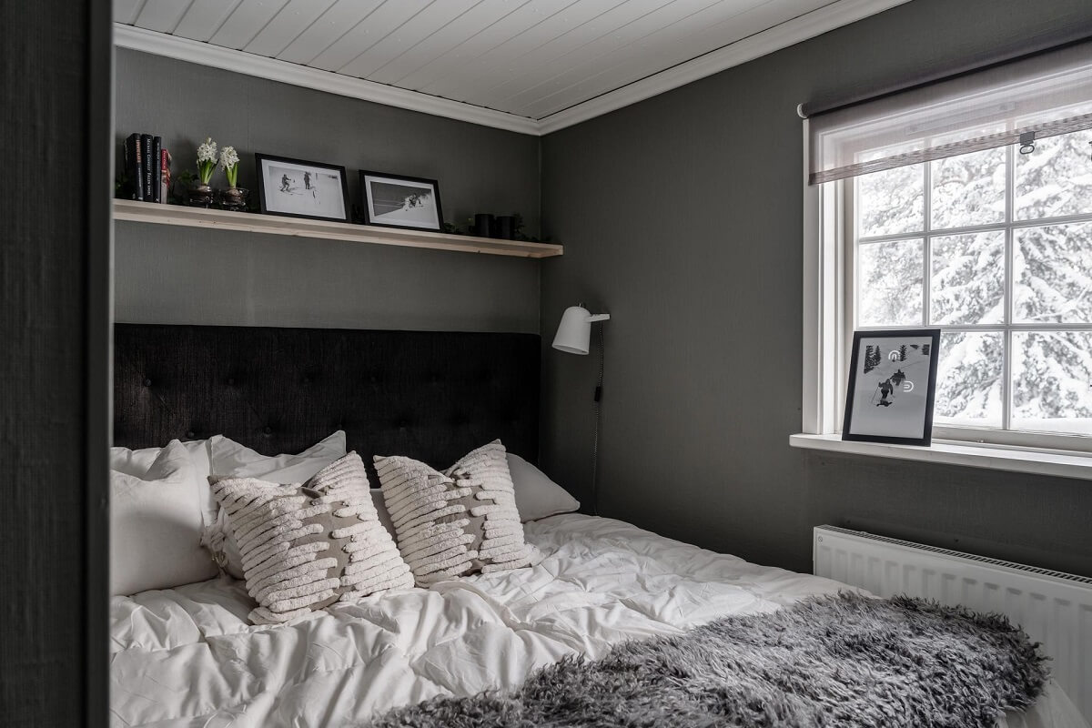 A Gray Swedish Log House Decorated for Christmas 12 small gray bedroom with shelf