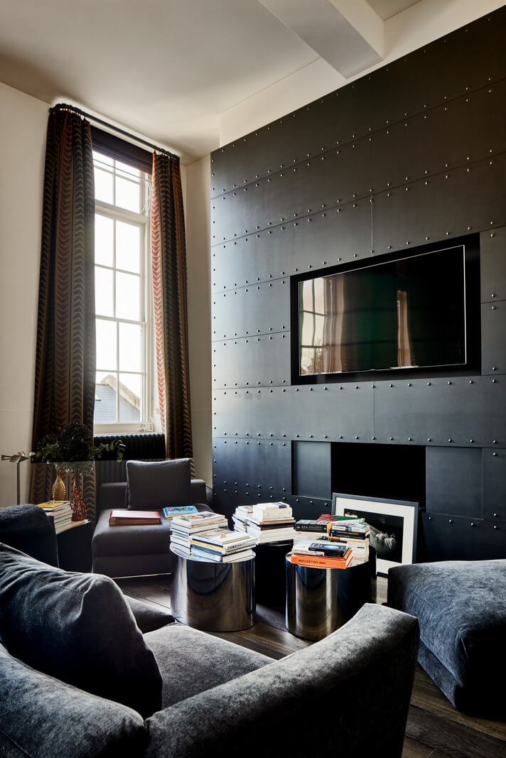 A Monochrome London Loft Filled with Art 7 television room monochrome loft apartment london nordroom