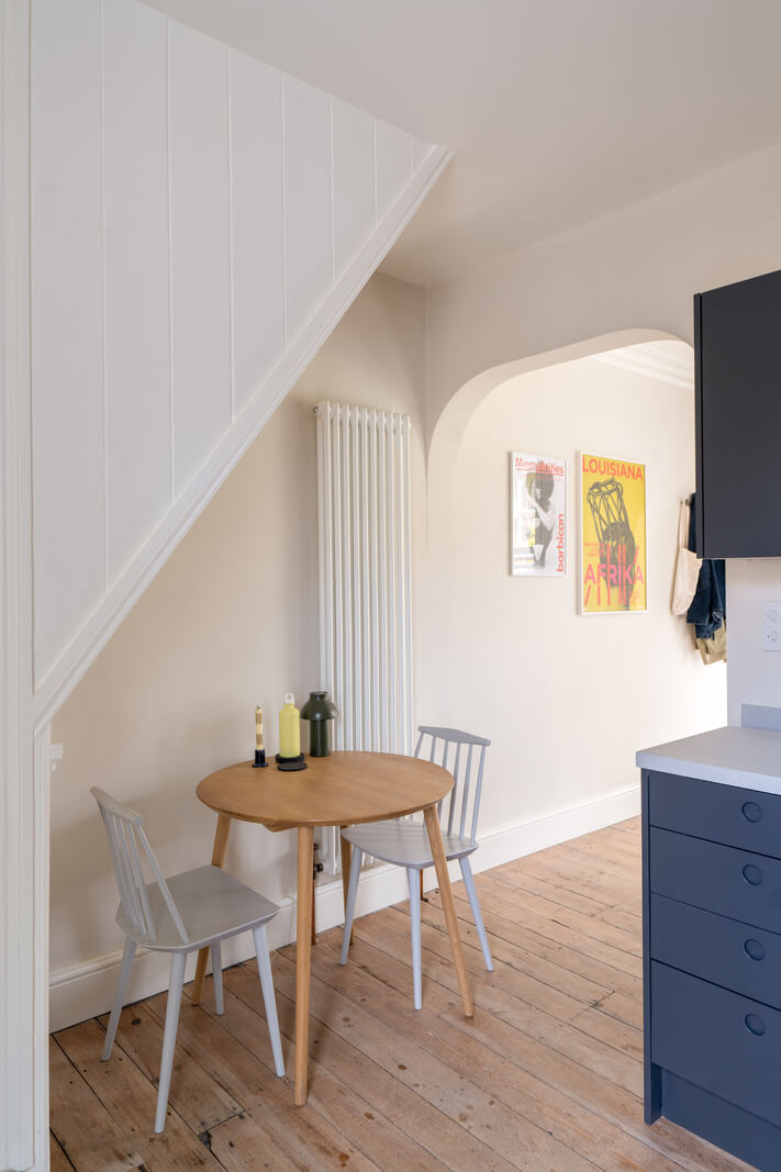 A Tiny Maisonette with Original Details in London 4 tiny round kitchen table under the stairs