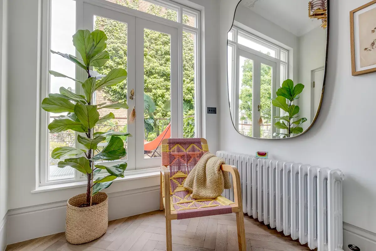 A Light Modern Home in a Historic Building Has a Colorful Bathroom 13 1f669331 cc3d 455f 99c1 d1cec6fd02f5 0 A Light Modern Home in a Historic Building Has a Colorful Bathroom
