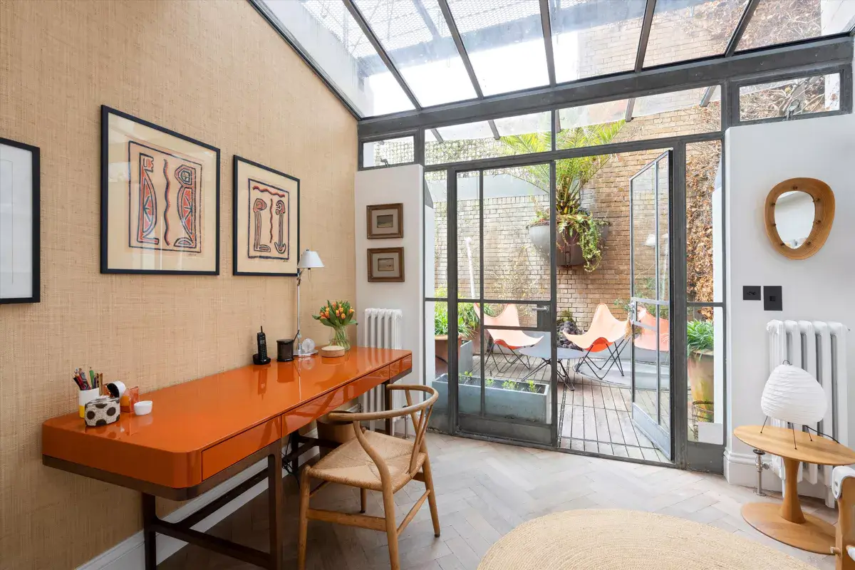 A Light Modern Home in a Historic Building Has a Colorful Bathroom 11 607bbbcd c17c 4f76 8336 05fa44469354 0 A Light Modern Home in a Historic Building Has a Colorful Bathroom
