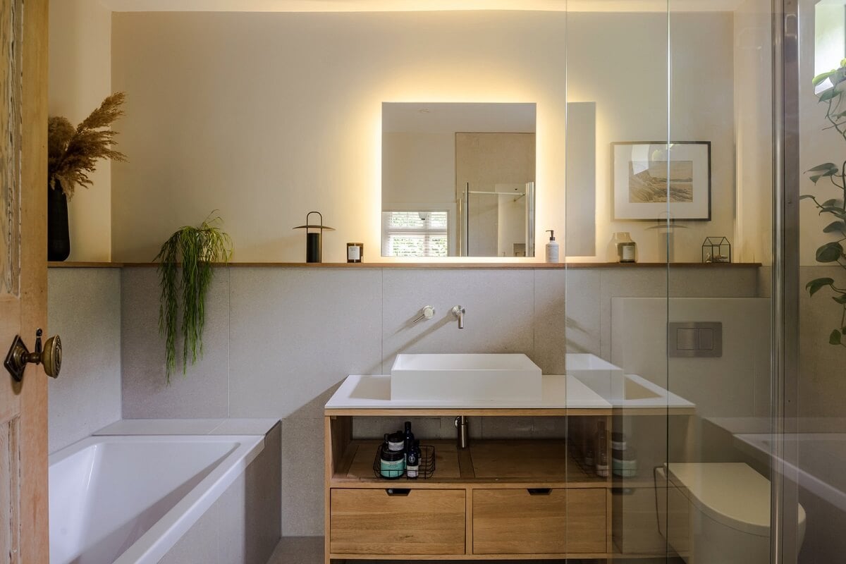 A Blend of Old and New in an English Country House 17 baddlesmere 32 A Blend of Old and New in an English Country House