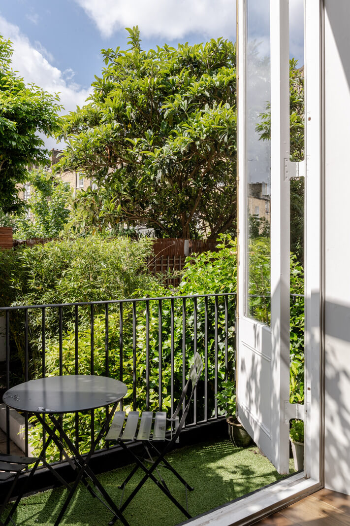 A Green Living Room in a London Maisonette 19 balcony
