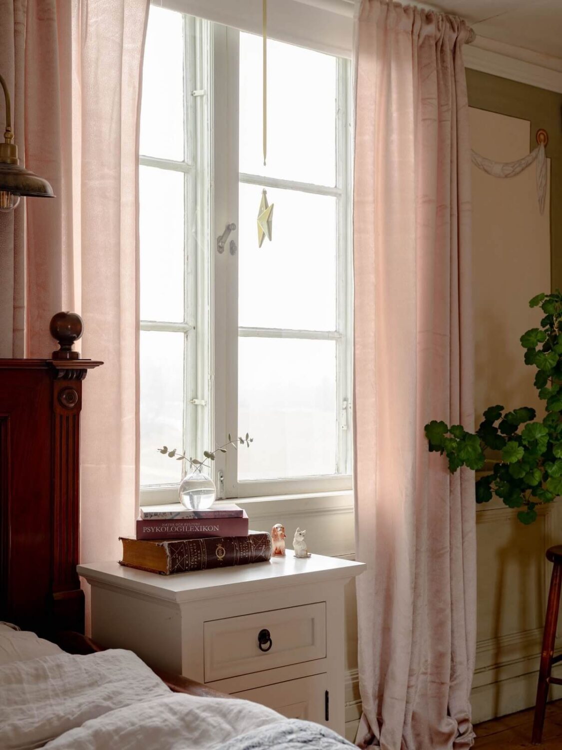 Original Character and Grand Rooms in a Swedish Country House 25 bedroom detail