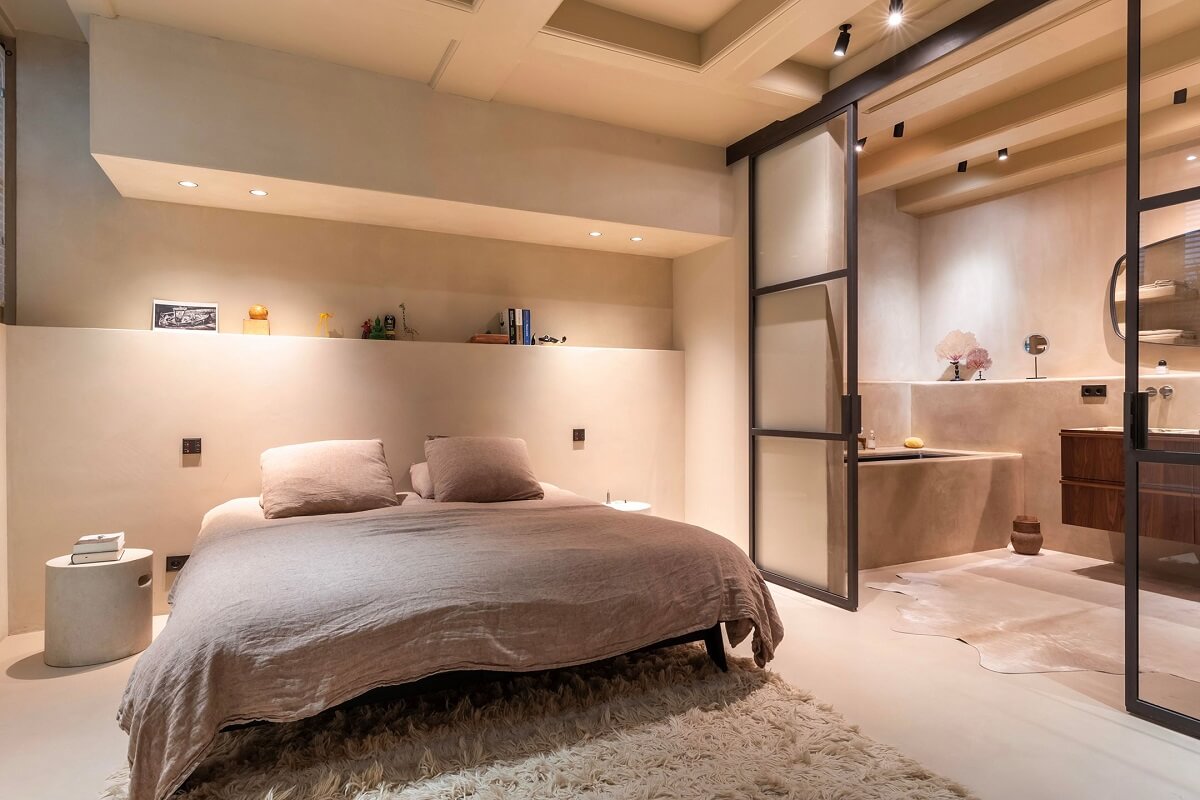 A Luxurious Apartment in an Amsterdam Canal House 21 bedroom with industrial glass doors