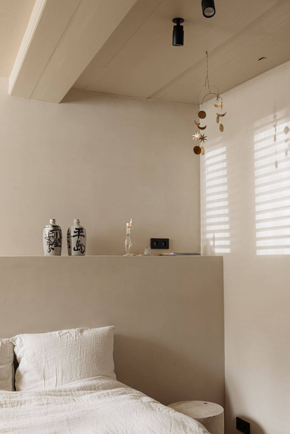 A Luxurious Apartment in an Amsterdam Canal House 18 beige basement bedroom
