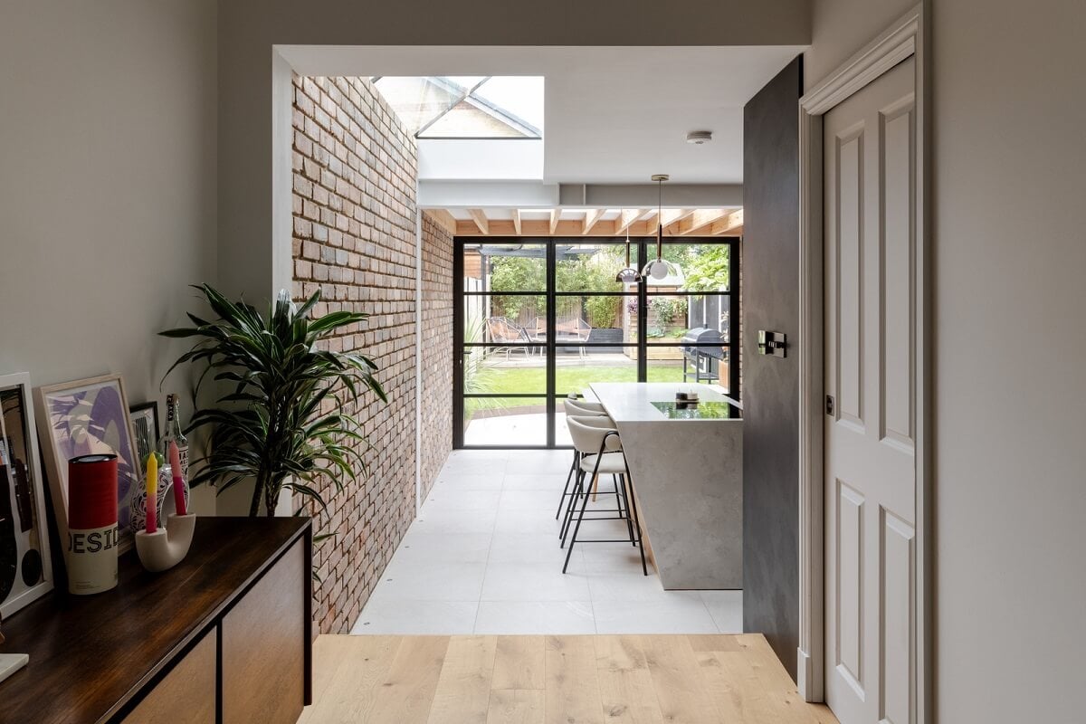 A London Terraced House with a Modern Kitchen Extension 5 brick wall extension skylight