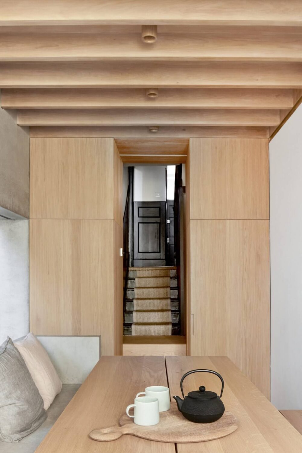 A Georgian Townhouse with a Modern Concrete Extension 16 dining space modern extension