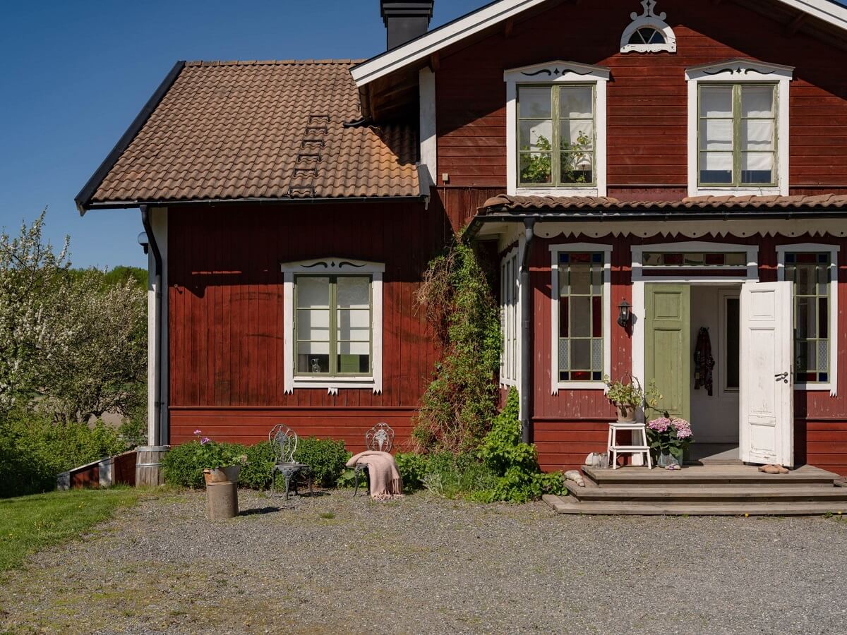 Original Character and Grand Rooms in a Swedish Country House 34 front door red wooden house