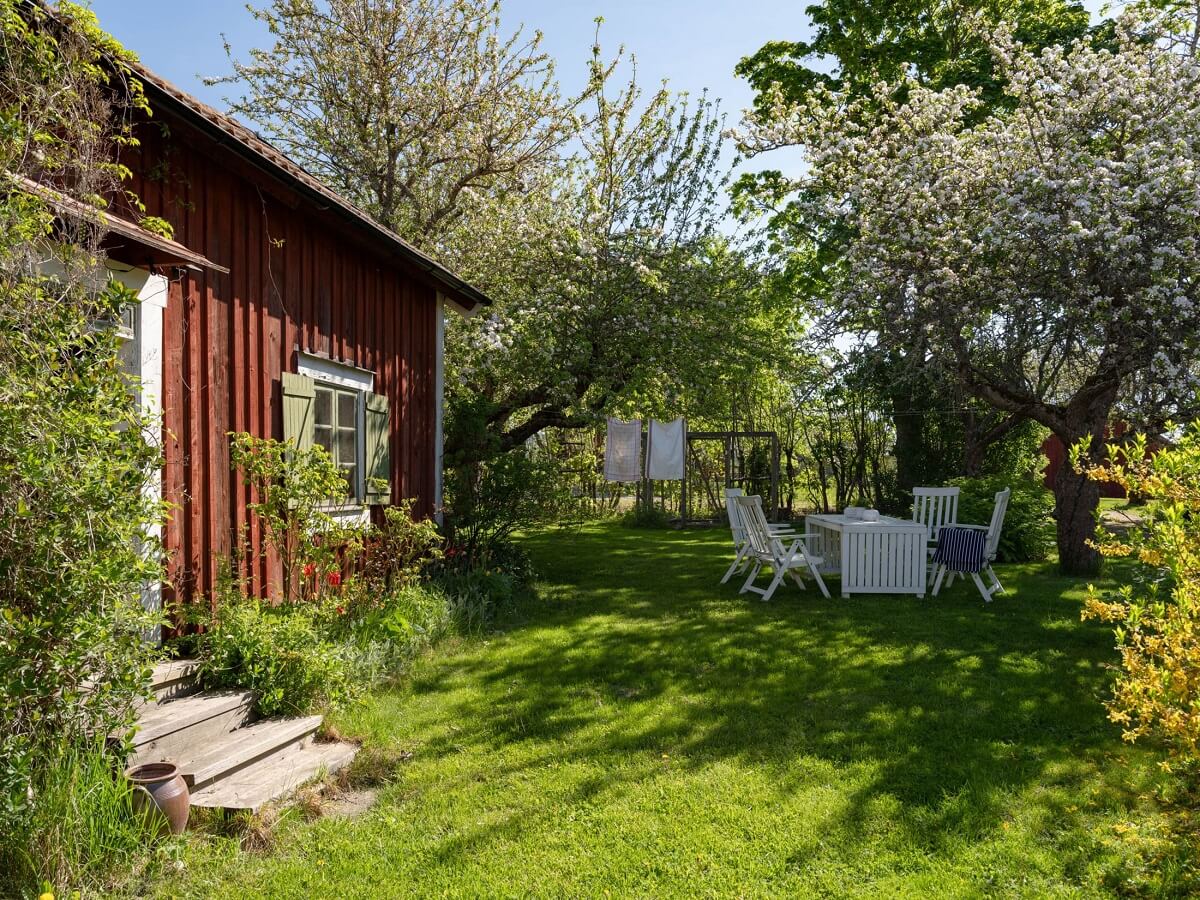 Original Character and Grand Rooms in a Swedish Country House 33 garden