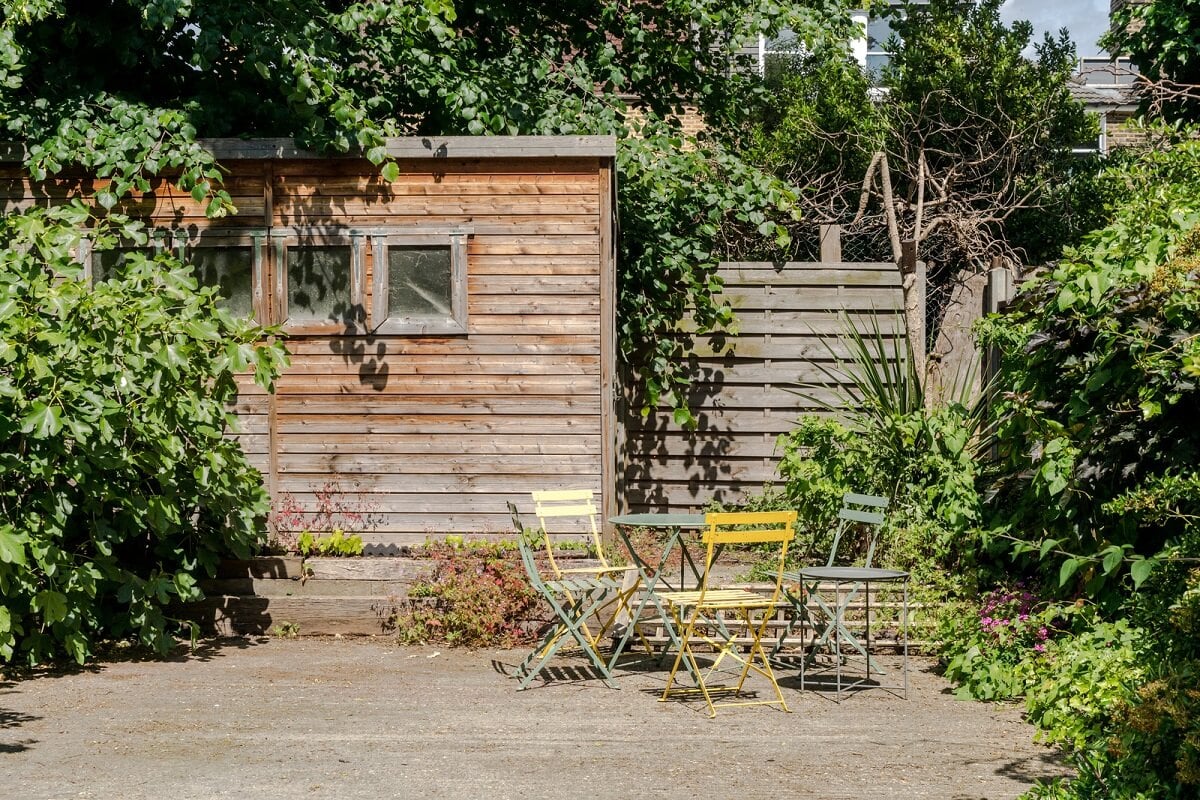 A London Home with an Oak-Framed Glazed Extension 18 garden with shed A London Home with an Oak-Framed Glazed Extension