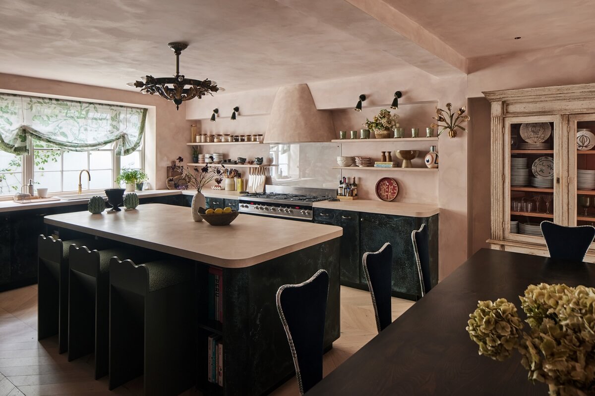 Limewash Paint and Artisan Wallpaper in a London Townhouse 19 kitchen with rounded island
